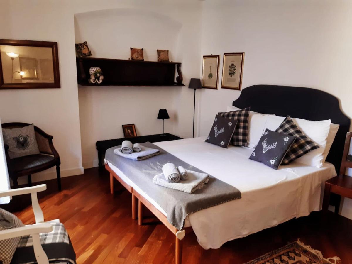 B&B S. Trinita 18 Suites & Rooms Trento Exterior foto